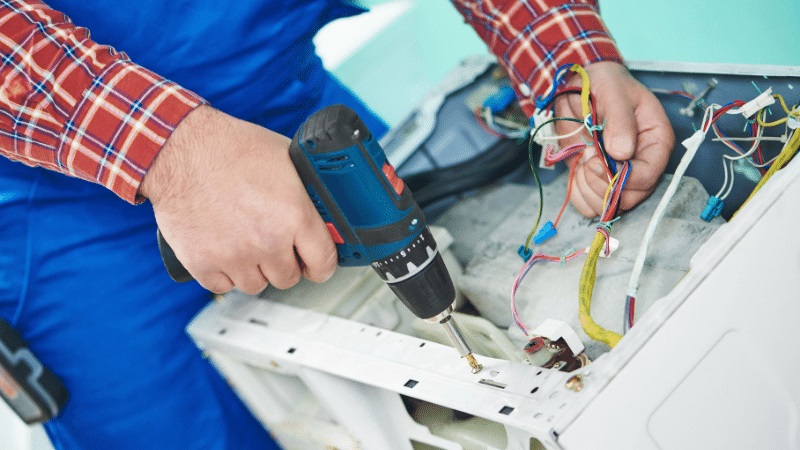 Arnavutköy Termodinamik Termodinamik çamaşır makinesi kart tamiri – Su almama arızası orijinal parça ile giderildi. - Teknik servis örneği
